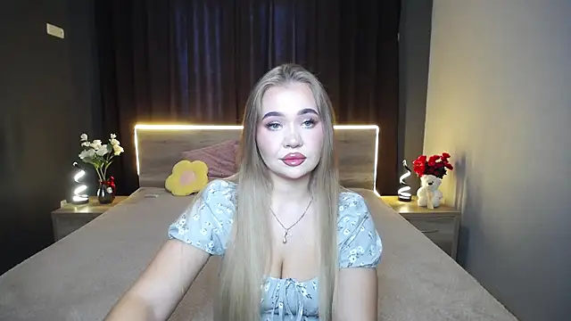 StacyYellig online show from September 2025 08:03:02 AM