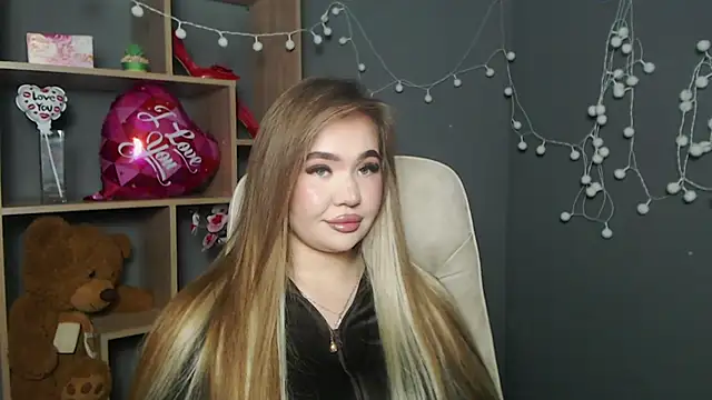 StacyYellig online show from February 2026 09:00:01 PM