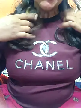 CUTE SOPHIA- online show from December 2024 07:01:01 PM