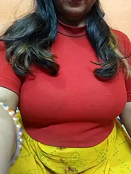 CUTE SOPHIA- online show from January 2025 08:00:01 PM