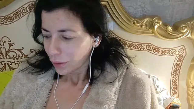 StunnigArt online show from April 2026 01:42:02 AM