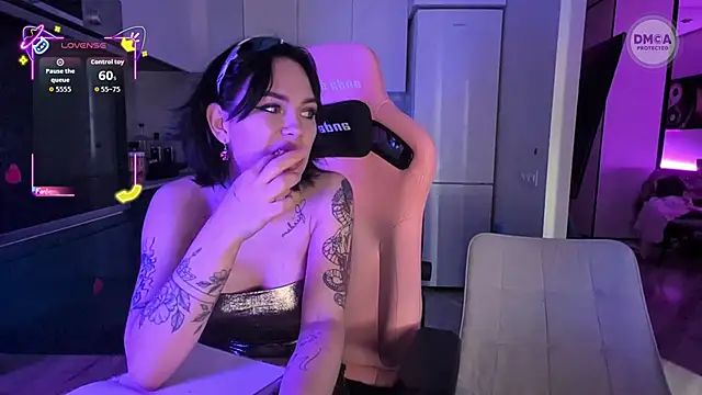 GroteskJane online show from May 2026 03:28:01 PM