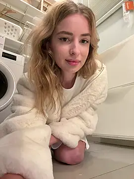 EvieEvans online show from February 2025 04:22:02 PM