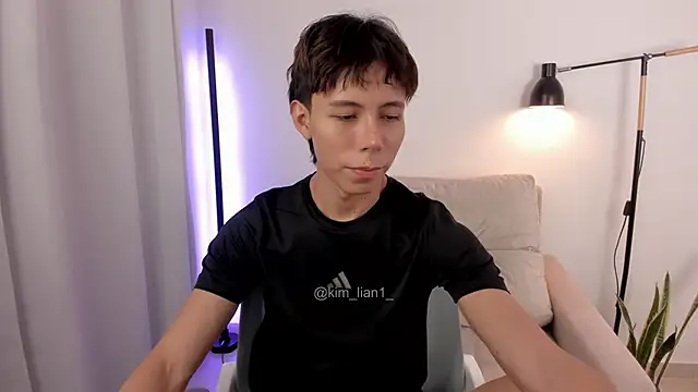 kim lian21 online show from November 2025 10:15:02 AM