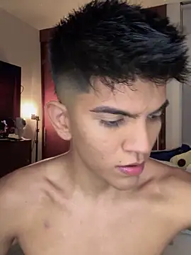 santiago 01 online show from March 2025 12:31:01 AM