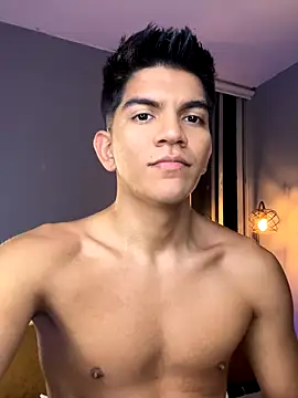 santiago 01 online show from October 2025 01:04:02 AM