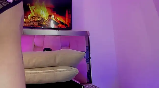 emily lady20 online show from January 2025 07:49:02 AM