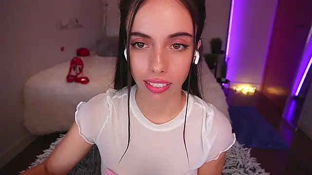 Dayna Nebula online show from October 2025 11:08:02 AM