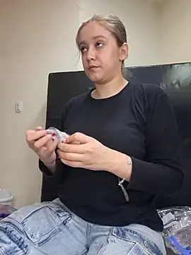 NaomiShimizu online show from December 2025 08:05:02 PM