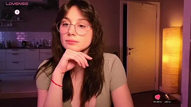 moon deity  online show from April 2026 04:56:02 PM