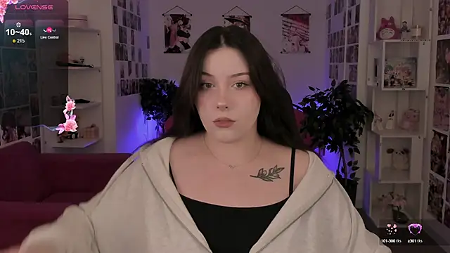 CoralineKeyns online show from September 2025 07:52:01 AM