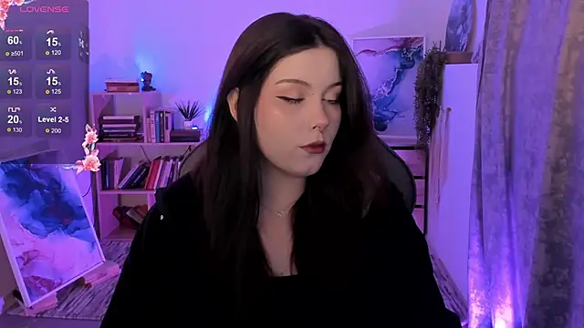 CoralineKeyns online show from October 2025 05:17:01 AM