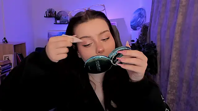 CoralineKeyns online show from February 2026 05:27:01 AM