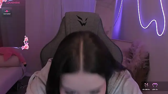 CoralineKeyns online show from March 2026 05:36:01 AM