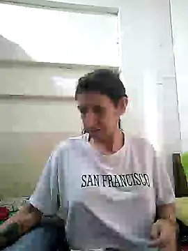 Cameron puppy online show from May 2026 09:45:02 PM