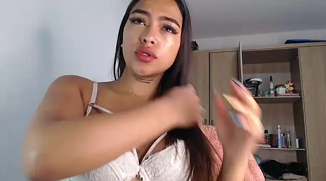 fairylatin222 online show from January 2025 09:55:02 AM