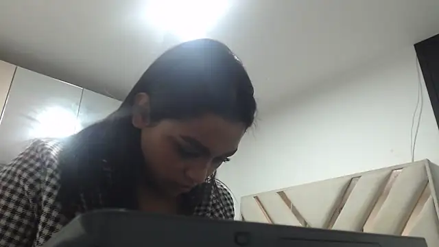 fairylatin222 online show from November 2025 01:15:01 AM