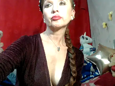 Snapshot of hottieperla chatting on January 2025 12:06:01 AM hottieperla online show from January 2025 12:06:01 AM