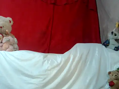 Snapshot of hottieperla chatting on February 2025 09:31:02 PM hottieperla online show from February 2025 09:31:02 PM