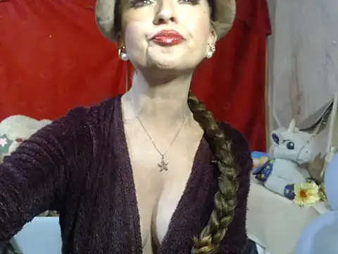Snapshot of hottieperla chatting on October 2025 06:05:02 PM hottieperla online show from October 2025 06:05:02 PM