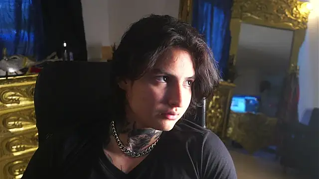 dantecoppolaa  online show from January 2025 03:43:01 PM