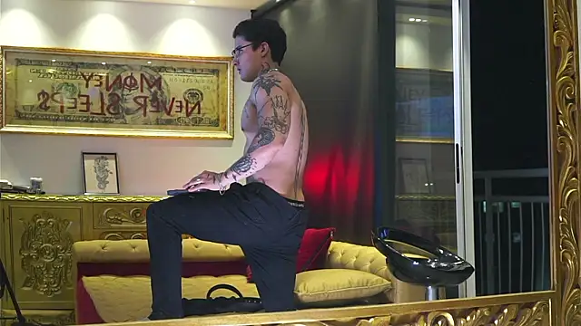 dantecoppolaa  online show from February 2026 03:00:02 AM