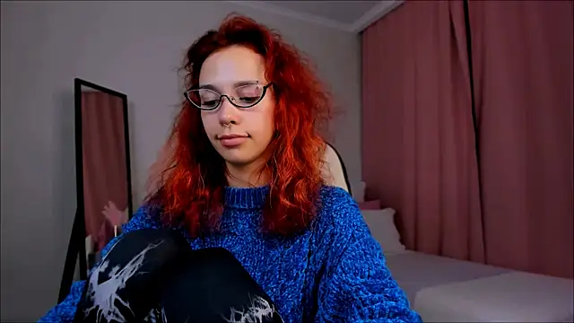 LeylaNoiry online show from December 2024 08:54:02 PM