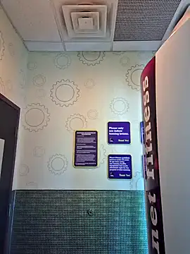 John19893 online show from February 2025 04:40:01 PM