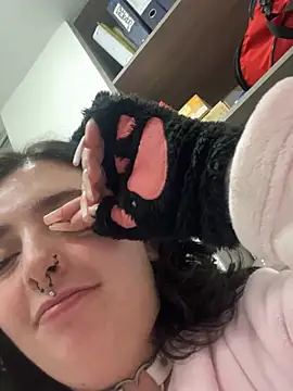 Sachi Meow online show from February 2025 02:04:01 AM