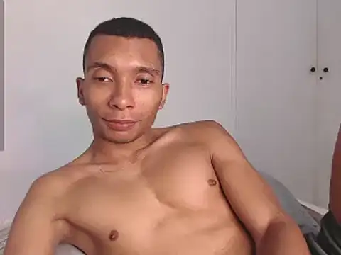 Aaronblack1  online show from February 2025 09:54:01 PM