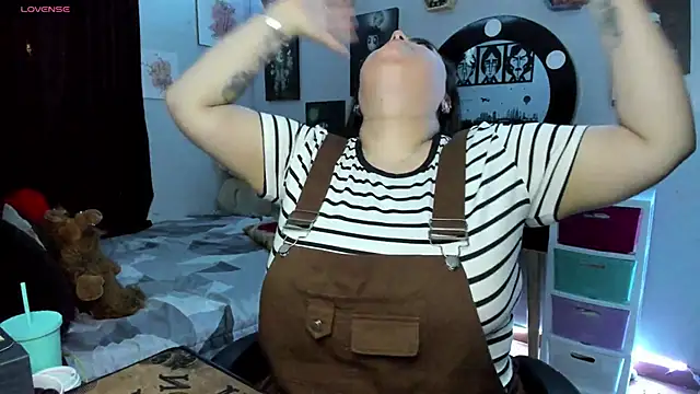 Luise Meyrink online show from September 2025 03:45:02 AM