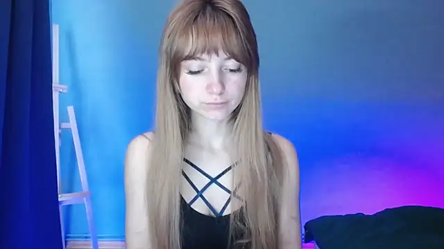 LuciaYoung online show from January 2025 01:14:02 PM