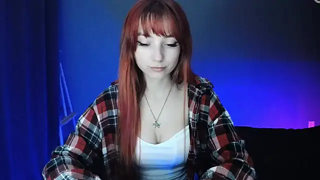 LuciaYoung online show from March 2025 07:13:02 PM