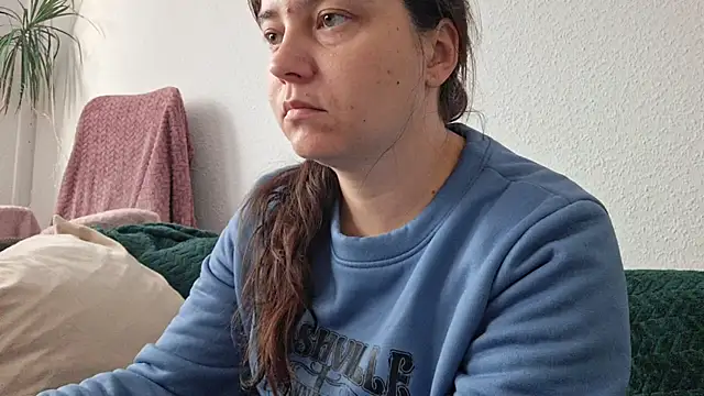 Cyndee Winter online show from November 2025 01:35:02 PM