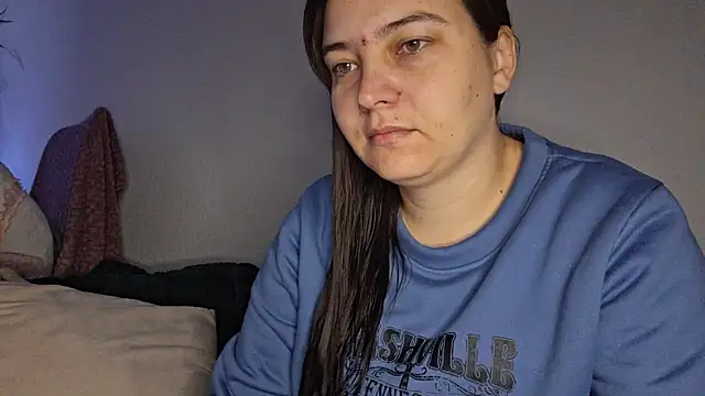 Cyndee Winter online show from November 2025 06:25:02 AM