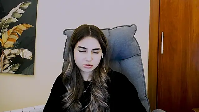 Lili magic online show from March 2025 05:24:02 PM