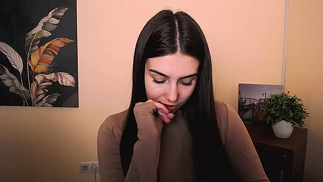 Lili magic online show from September 2025 12:39:01 PM