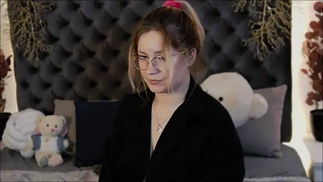 Bryarre online show from February 2025 11:21:02 PM