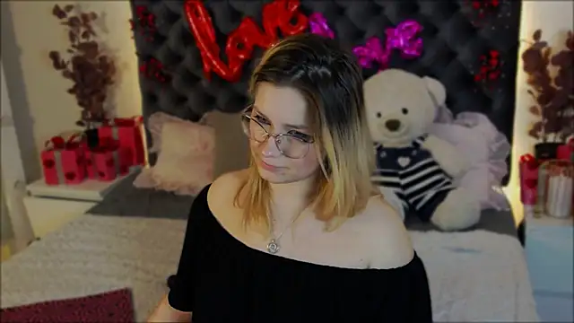 Bryarre online show from February 2025 07:50:02 PM