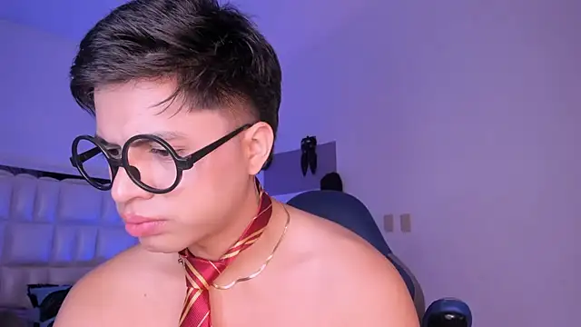 Niicky1  online show from January 2025 11:34:02 PM