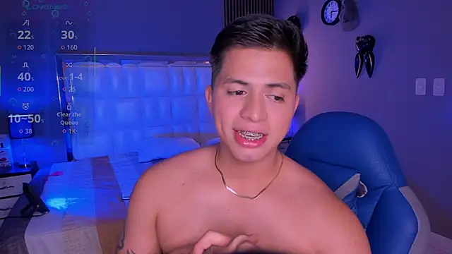 Niicky1  online show from October 2025 10:19:01 PM