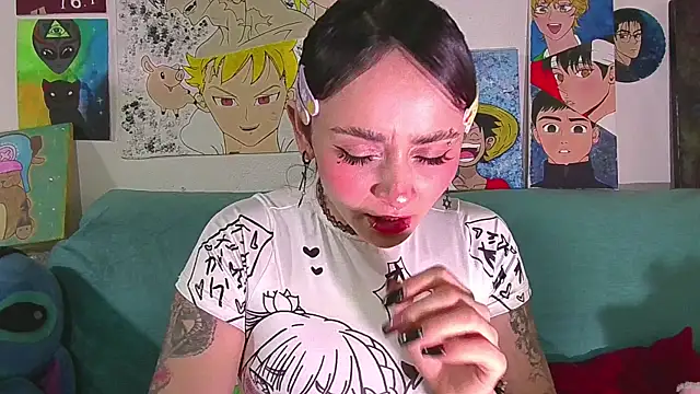 Snapshot of kitty22_ chatting on May 2026 01:51:02 PM kitty22 online show from May 2026 01:51:02 PM