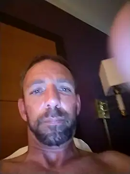 Treemandude online show from November 2025 05:02:01 PM