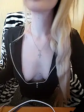 Elza kom online show from February 2025 10:37:02 AM