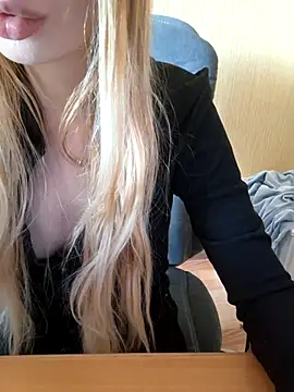 Elza kom online show from October 2025 04:34:02 AM