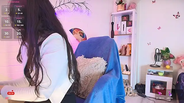 Snapshot of Rapunzeell_ chatting on September 2025 01:25:02 PM Rapunzeell online show from September 2025 01:25:02 PM