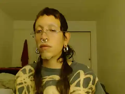 azazel magdalxn online show from April 2026 02:09:01 AM