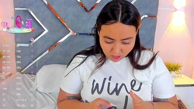 LucciaPorter online show from March 2026 01:37:01 PM