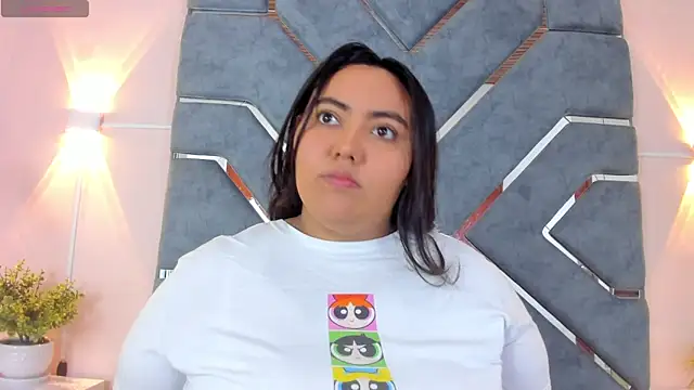 LucciaPorter online show from March 2026 01:38:01 PM