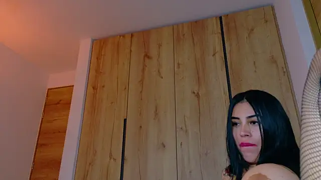 Sofhia cruz online show from January 2025 01:56:01 AM